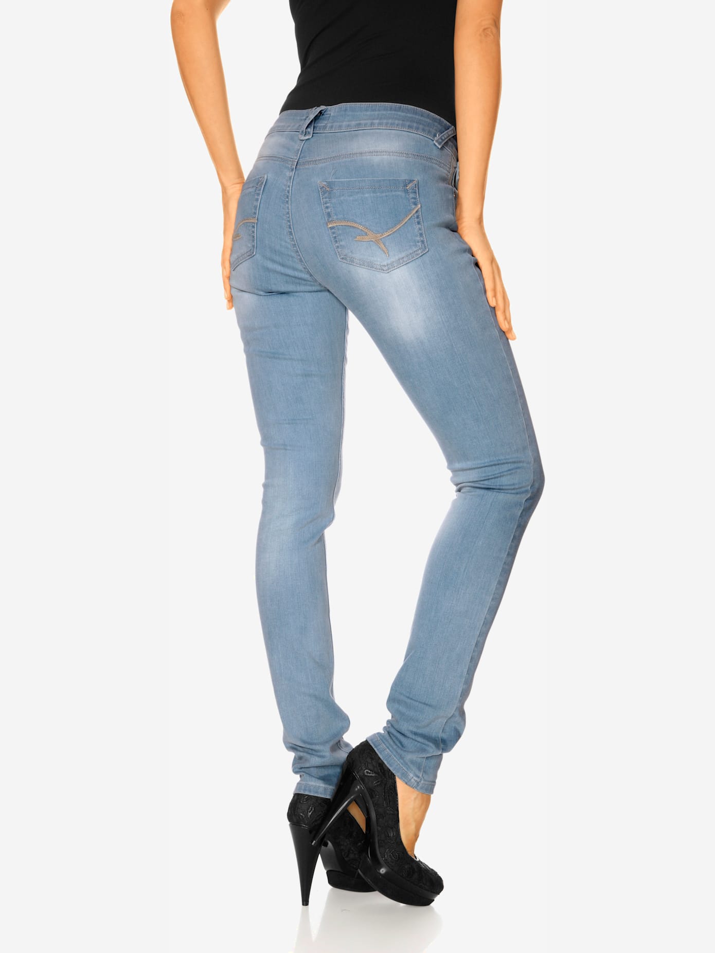 Jeans effet ventre plat coupe skinny tendance