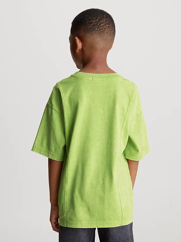 Camiseta de modelagem relaxada com efeito de lavagem ácida.