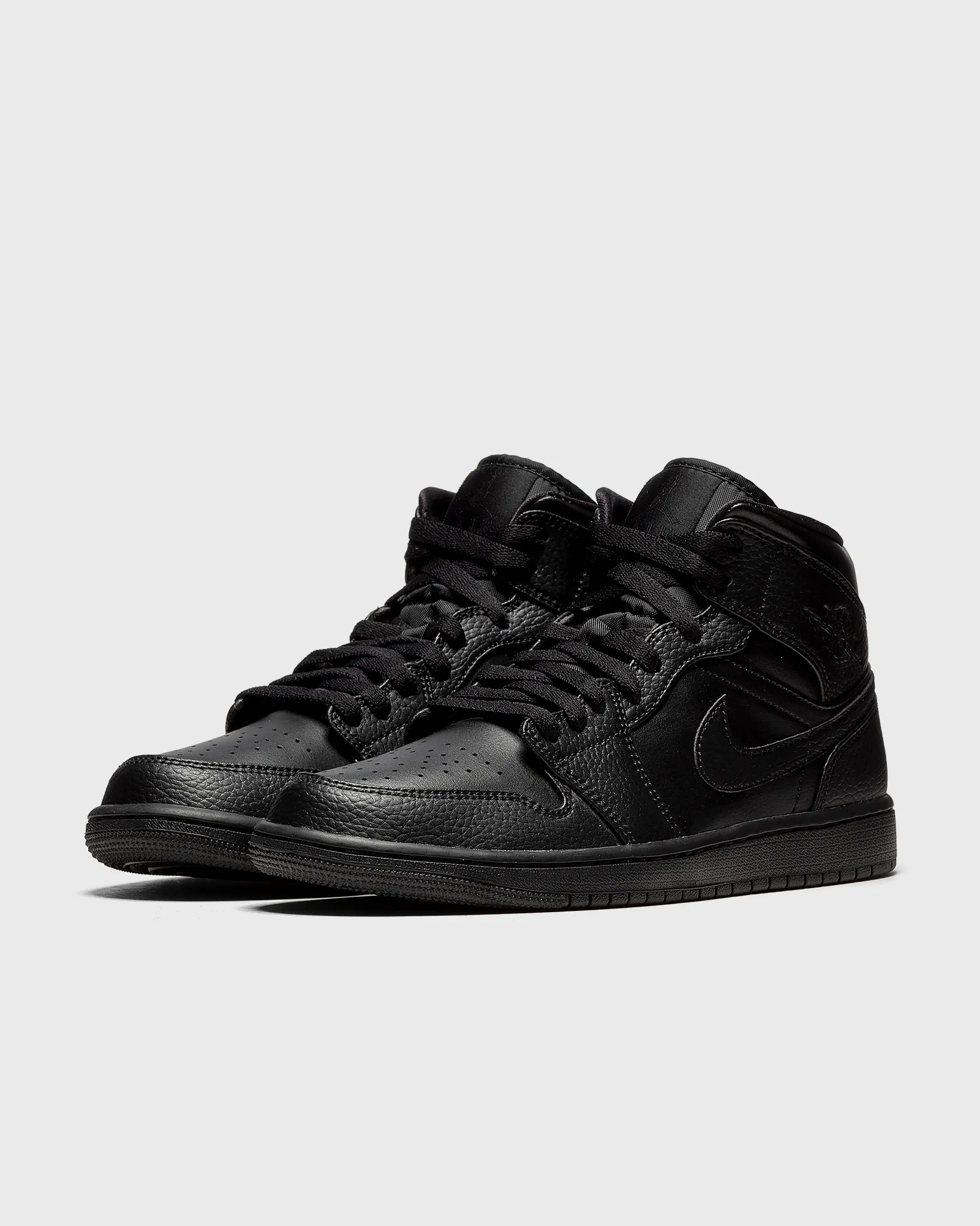 Jordan AIR JORDAN 1 MID TRIPLE BLACK