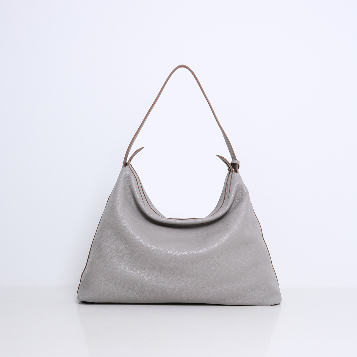 LINDA | TAUPE