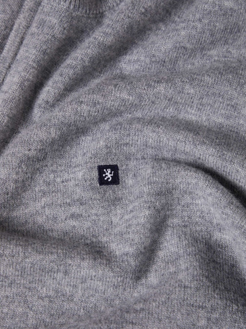 Camisola de lã com carcela