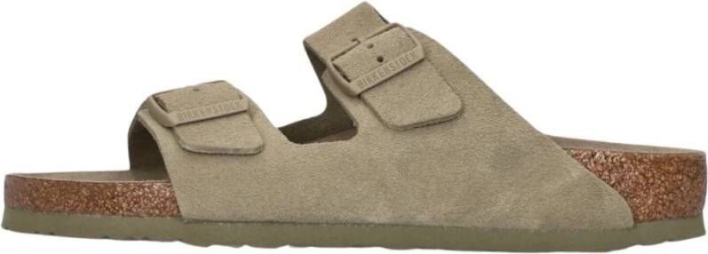 BIRKENSTOCK Slippers Arizona Maat: 35 Materiaal: Suède Kleur: Groen