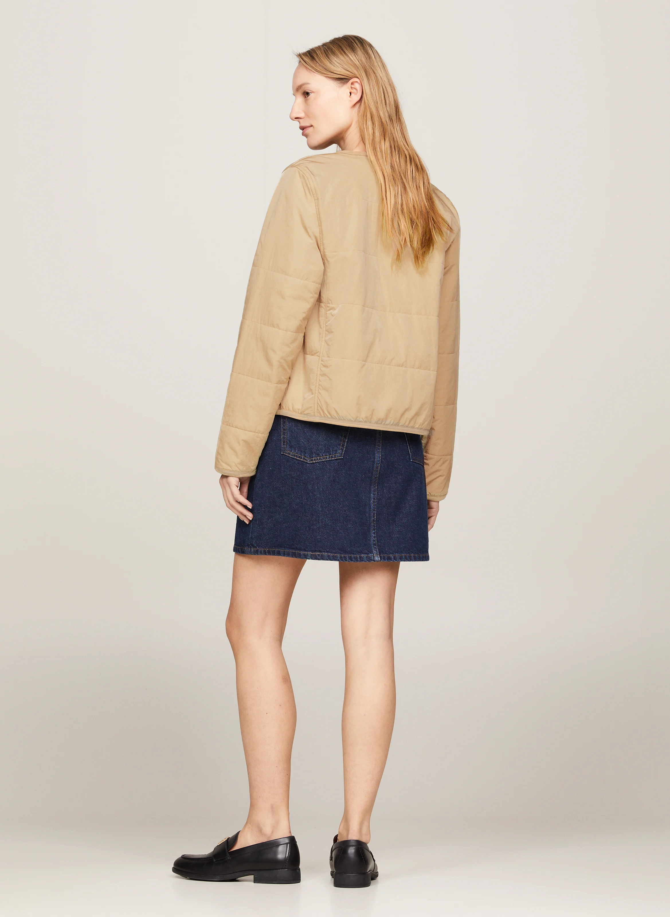 Doudoune sans col droite en fibres recyclées | Beige