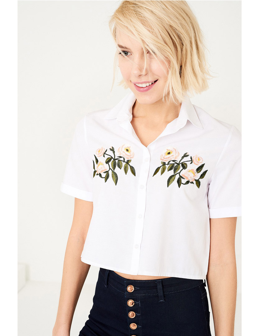 White Cropped Flowers Shirt