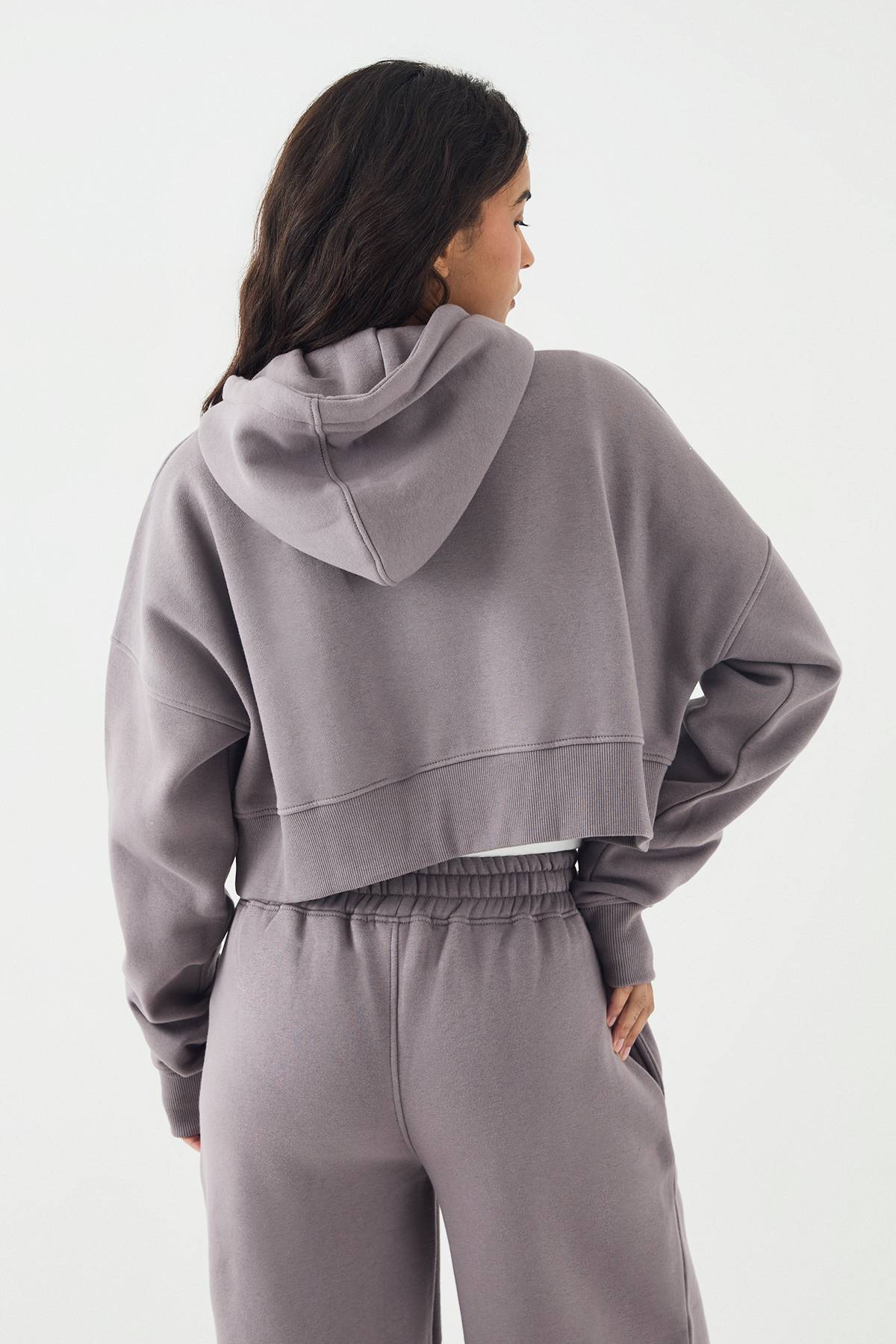 Sweat à Casynthétiqueche Court DSGN Studio avec Appliqués en Cordon et Fermeture Éclair