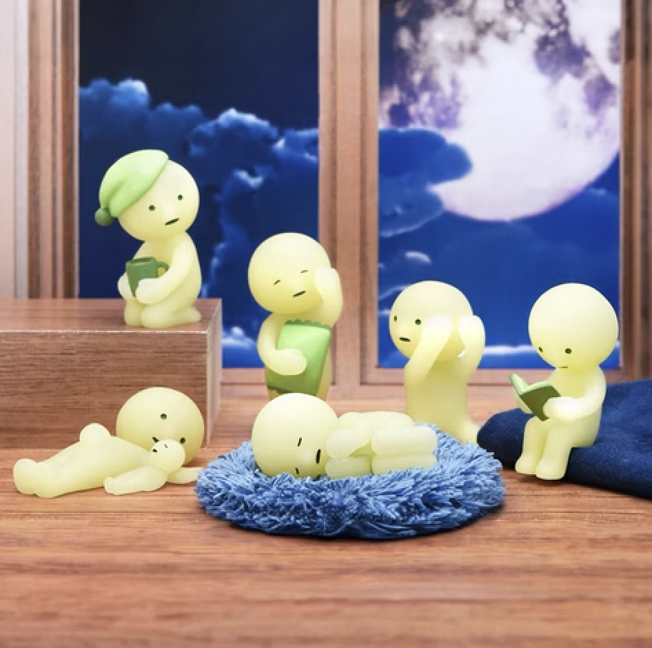 (6er Set) Miniatur Leuchtfiguren Glow in the Dark Überraschung Sammelfigur Fluoreszierende Aufsteller - Schlafzimmer