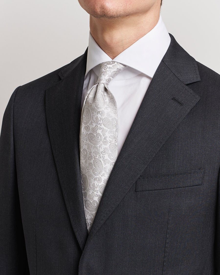 Amanda Christensen Silk Tonal Paisley Tie 8 cm Silver