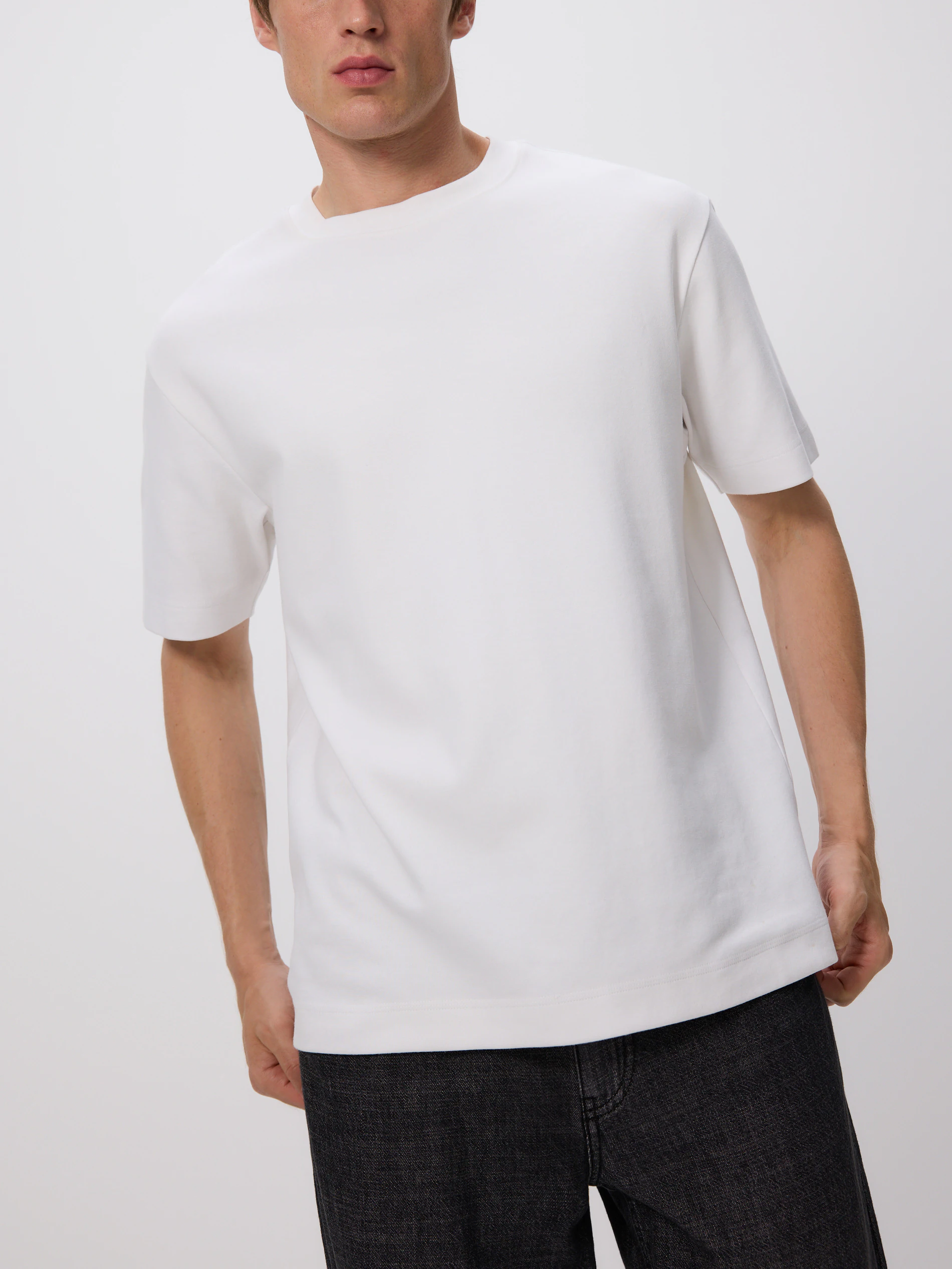 Kastenförmiges T-Shirt aus Baumwolle