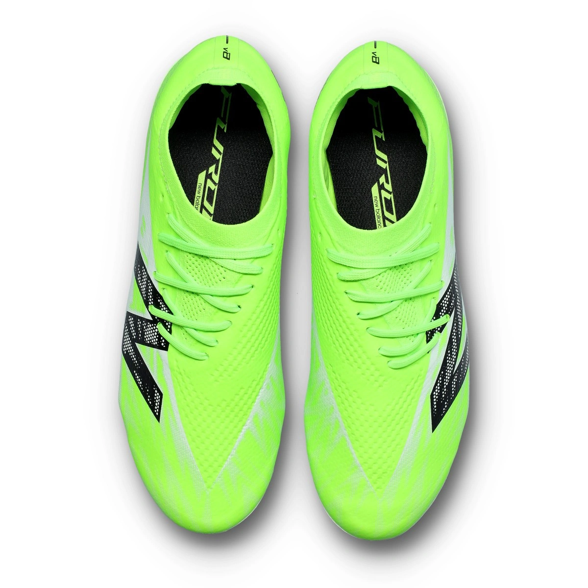 Chuteira New Balance Furon Pro FG V8