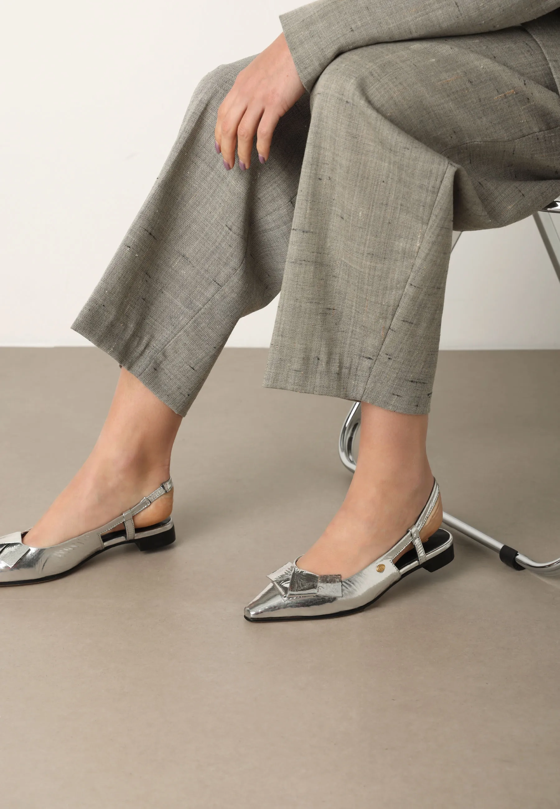 ELISSE SLING metallic crinkle leather Silver