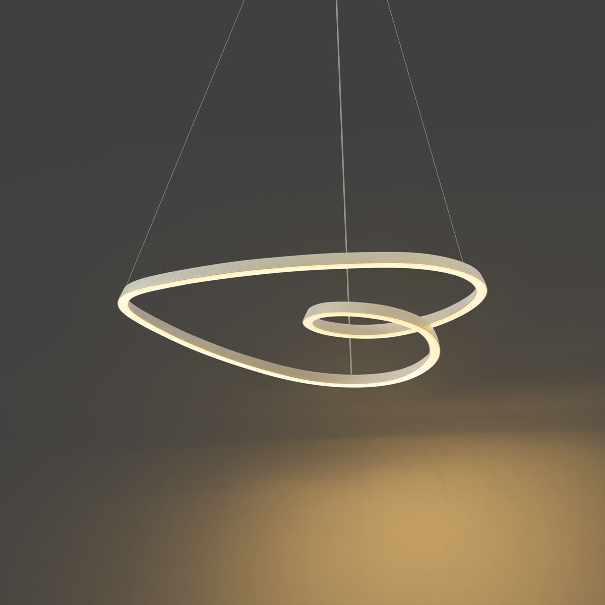 Scandinavische hanglamp beige 72cm incl. LED 3-staps dimbaar - Circuit