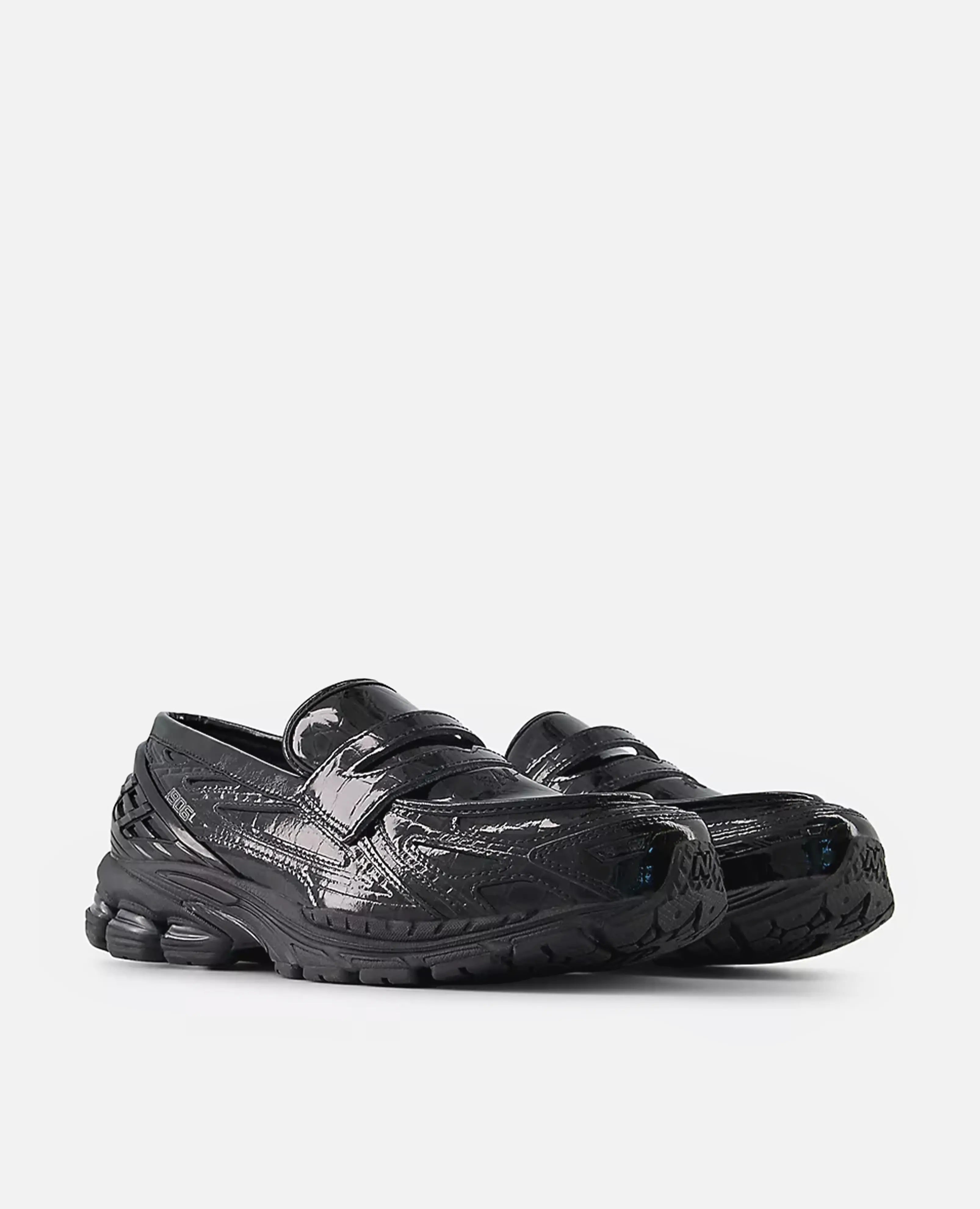 New Balance 1906 Loafer (Black Croc)