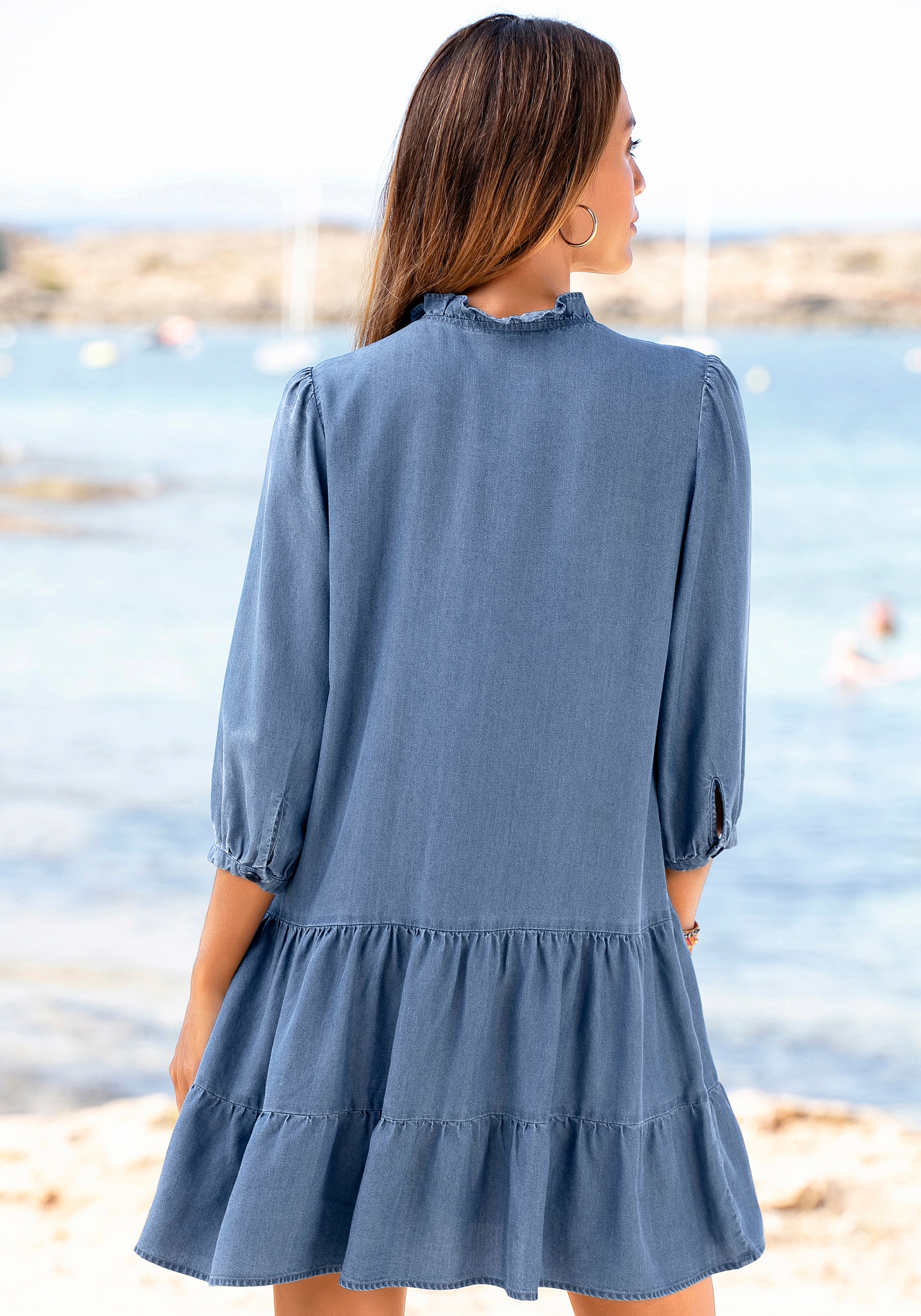 LASCANA Jeanskleid mit Rüsche am Kragen und Knopfleiste, Blusenkleid, Tunikakleid