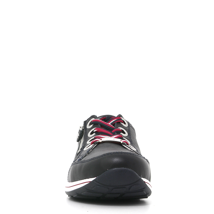 Ara Ollie | MARINE