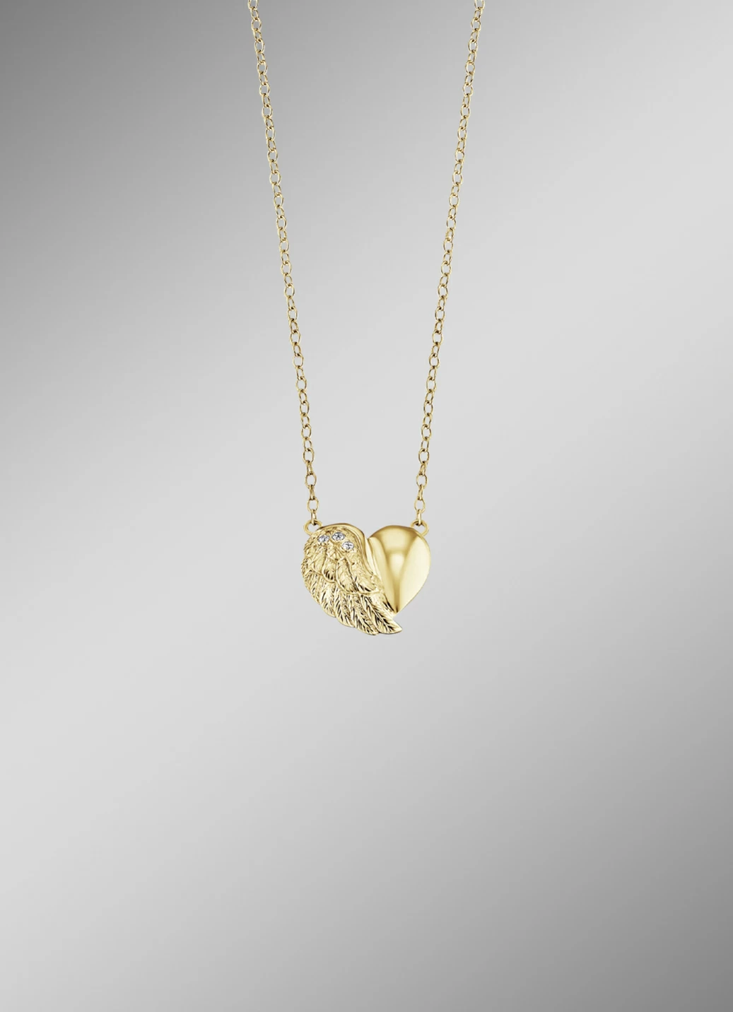 Kette mit Anhänger in Herzform