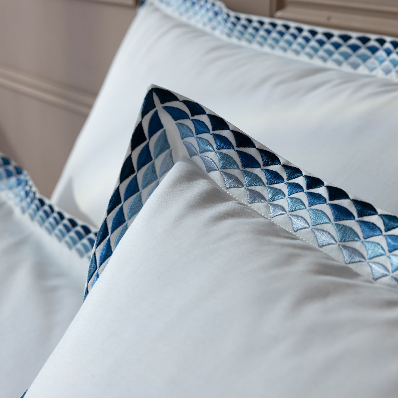 Perle de Coton Taie d'oreiller en Percale de Coton Alcott blanc/bleu