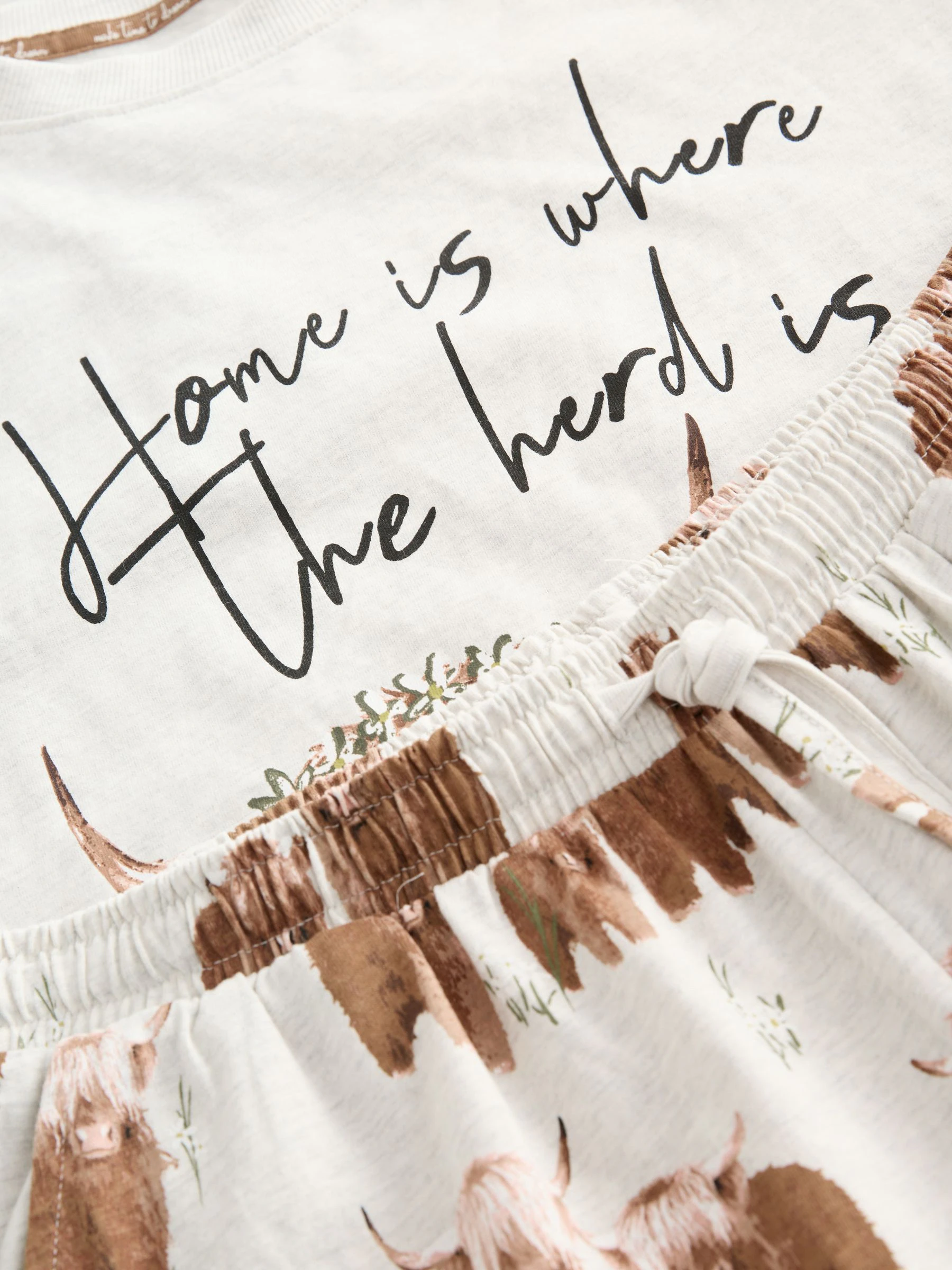 Neutraal Hamish the Highland Cow - 100% katoenen pyjama met korte mouwen