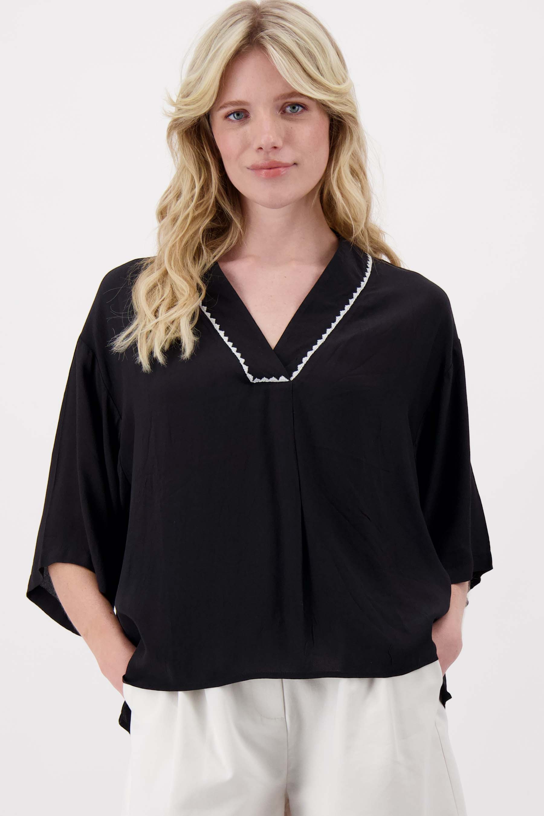 V hals geweven top met zigzag detail