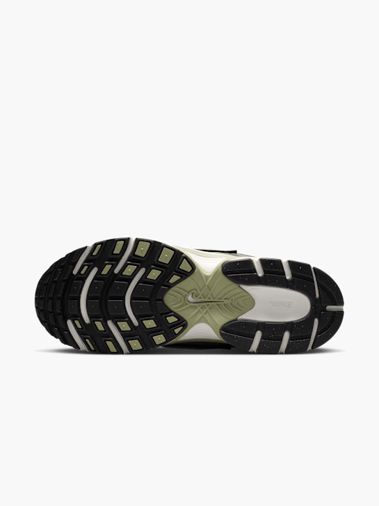 Nike V5 RNR Sneaker
