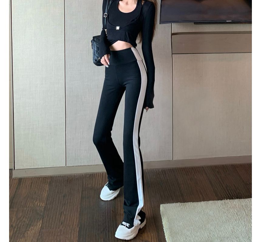 Manicotto - High Rise Two Tone Flared Sweatpants