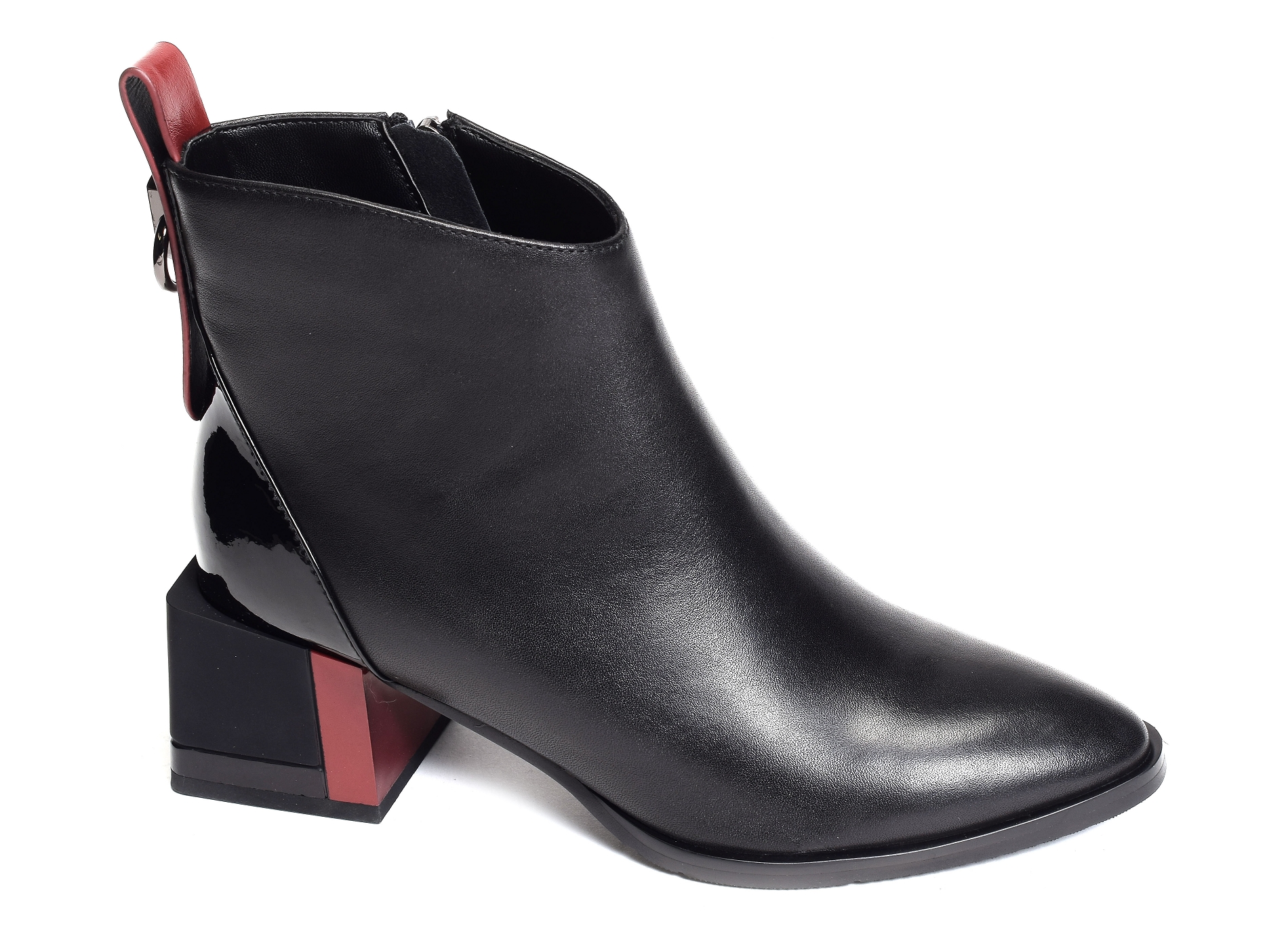 Paltrow noir
