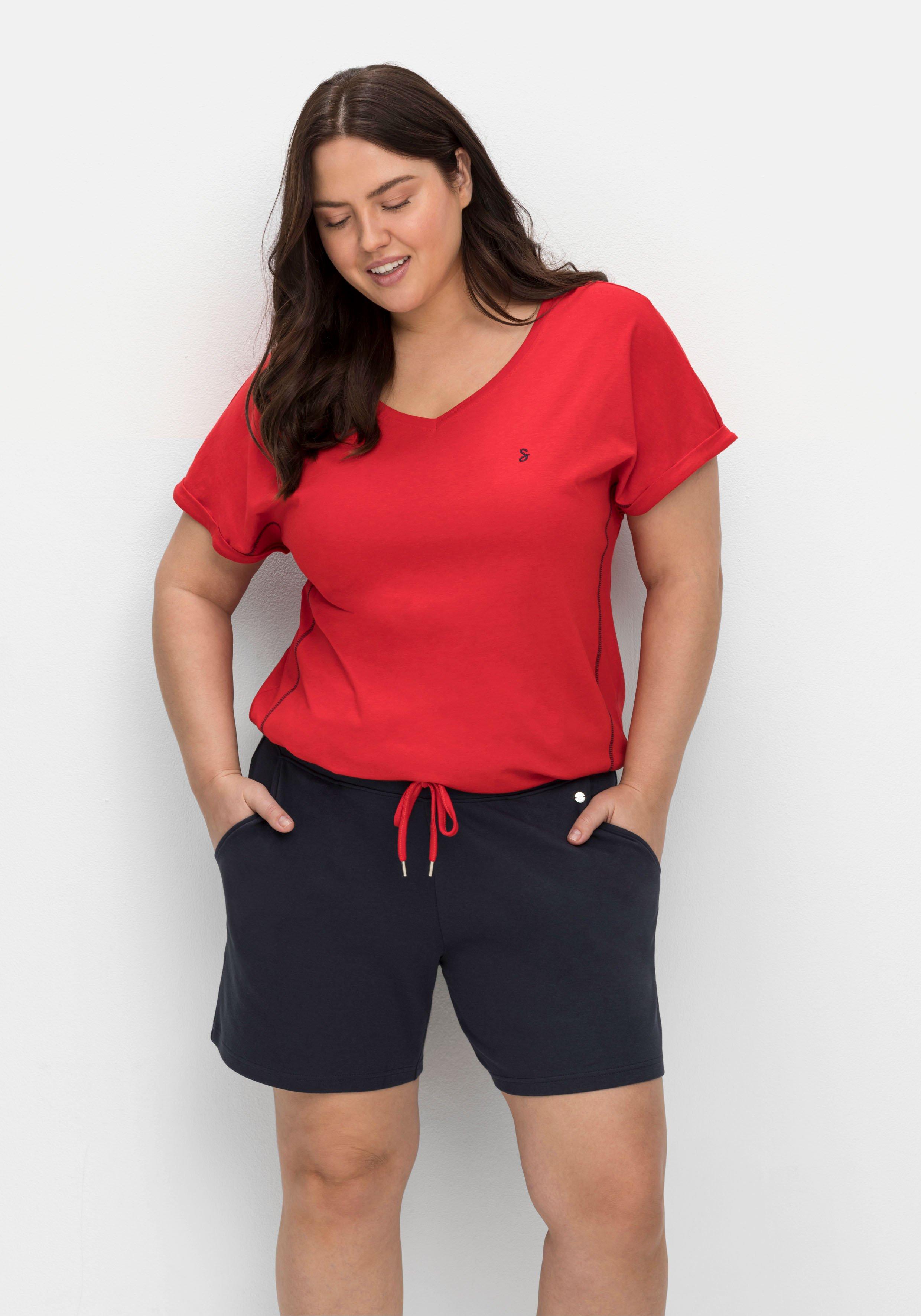Relaxshorts mit Kontrastdetails, aus weichem Interlock