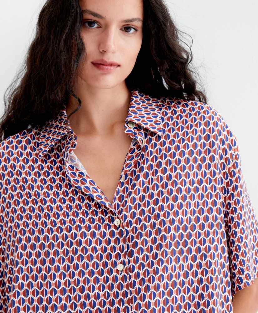 Camisa estampada de manga curta