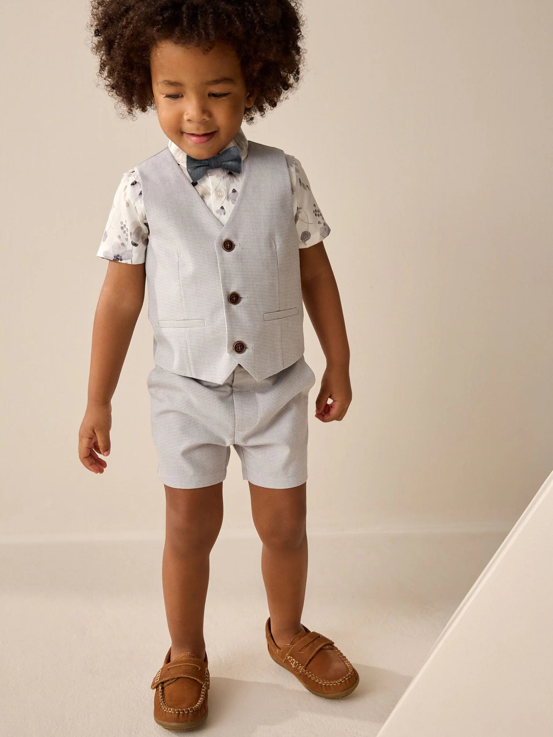 Grijs puppytooth - Set met gilet, overhemd, shorts en vlinderdas (3mnd-9jr)