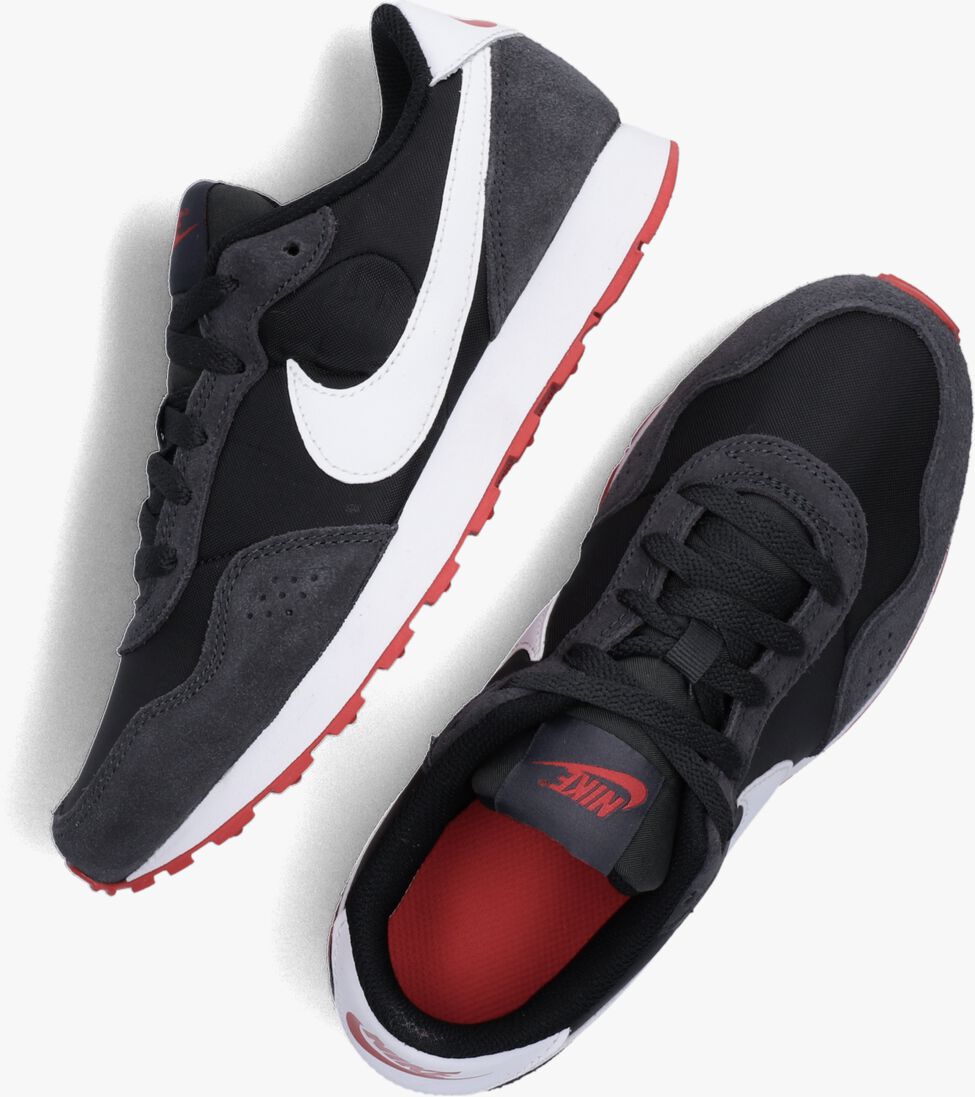 NIKE zwarte nike lage sneakers md valiant (gs)