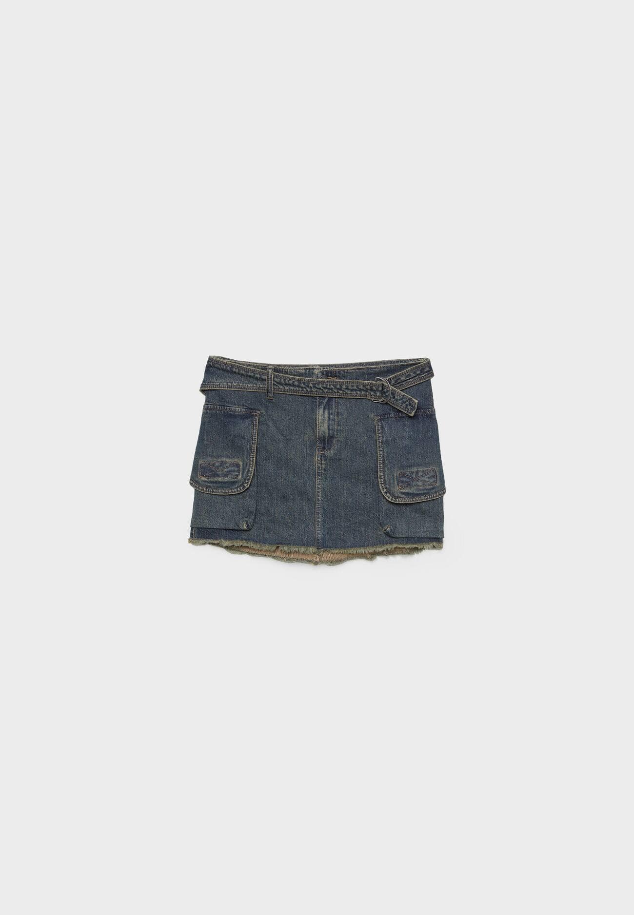Minissaia cargo em jeans com cinto