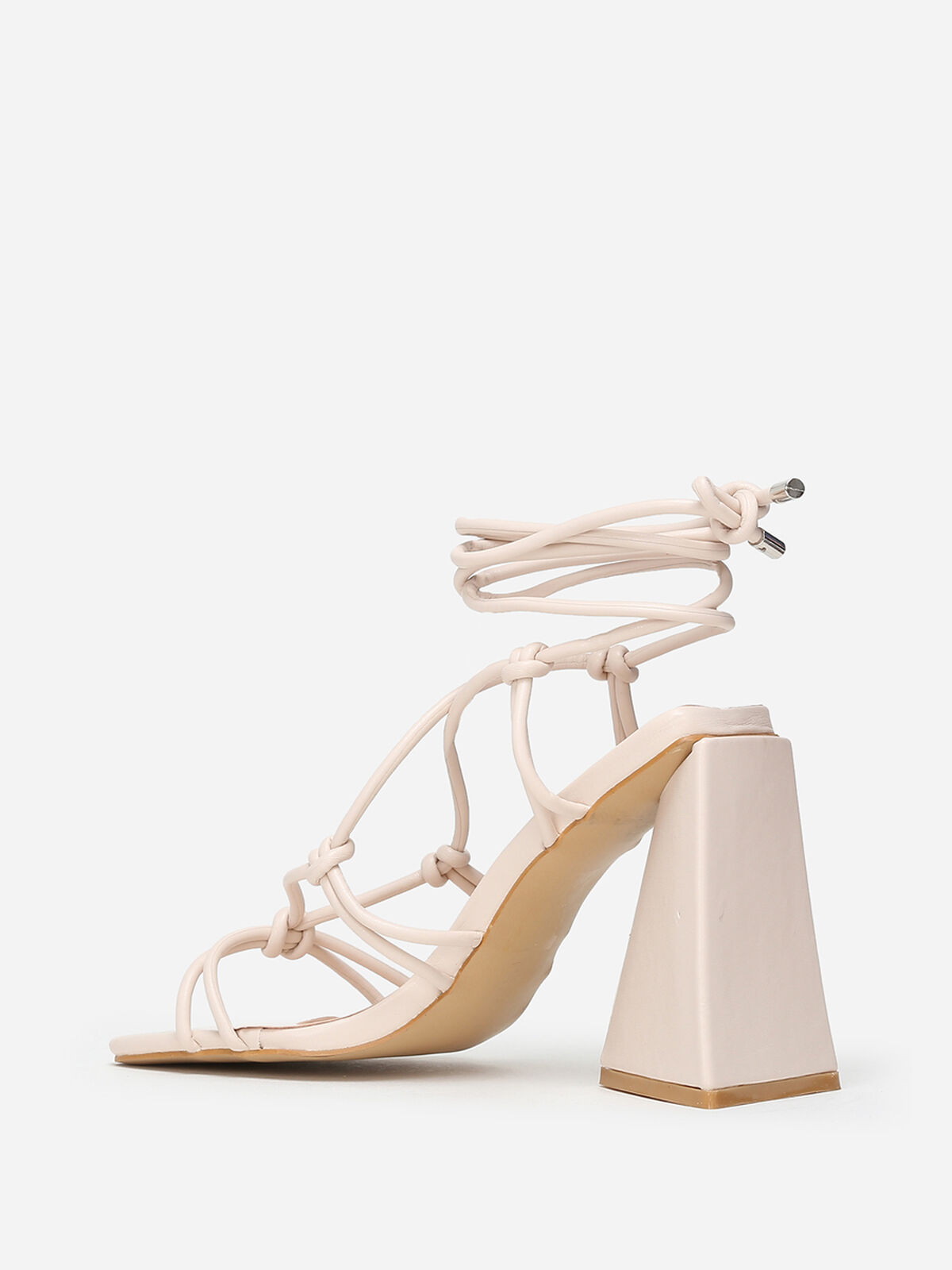 Sandales à lanières et talon triangle- Beige