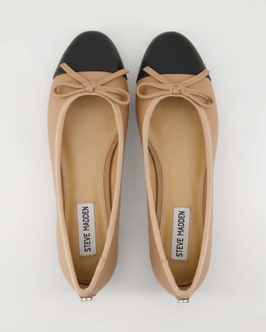 Steve Madden Ellison Ballerinas in Beige