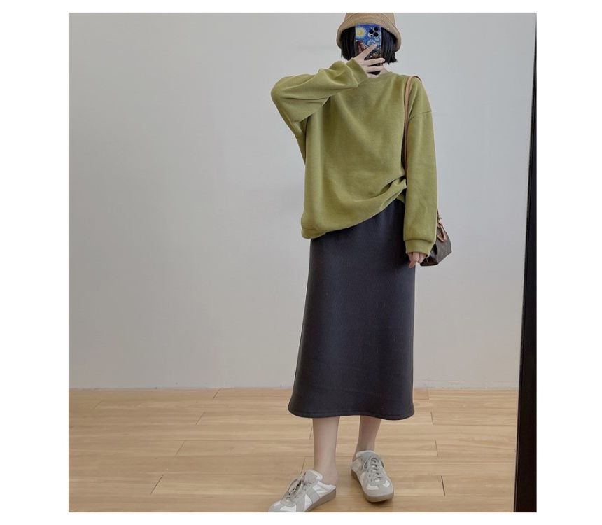 Aumoti - Sweatshirt met ronde hals en losse pasvorm