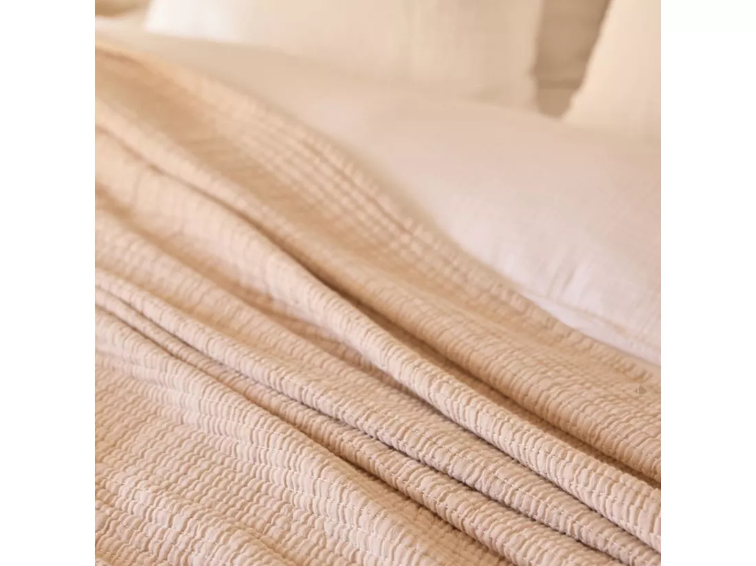 Dessus de lit 180x250 cm en coton lavé SEVILLE blanc latte
