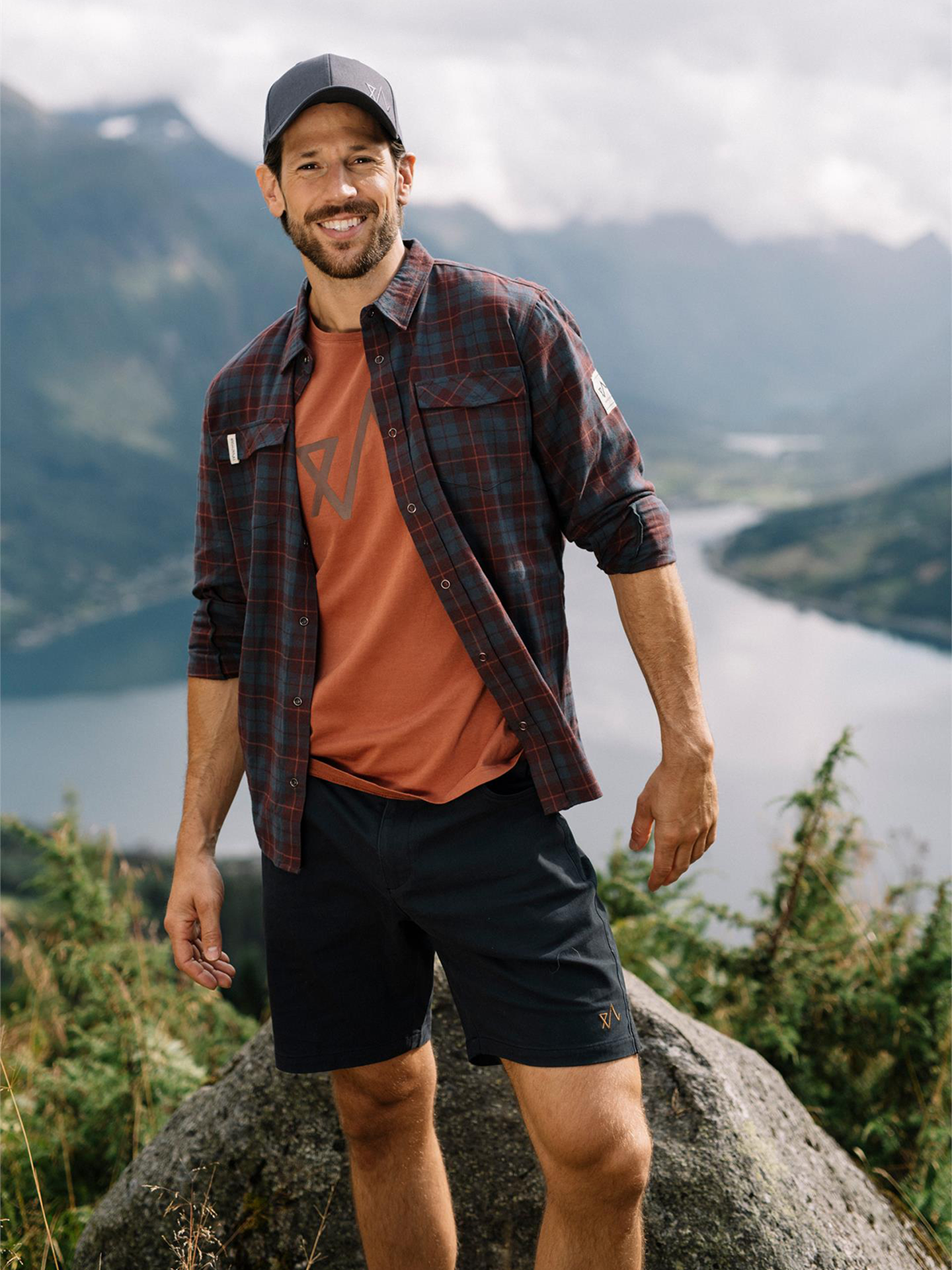 1222 Hike Skjorte