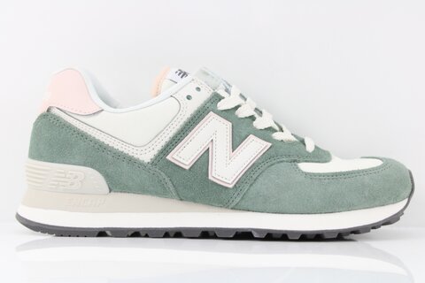 New Balance Sneaker