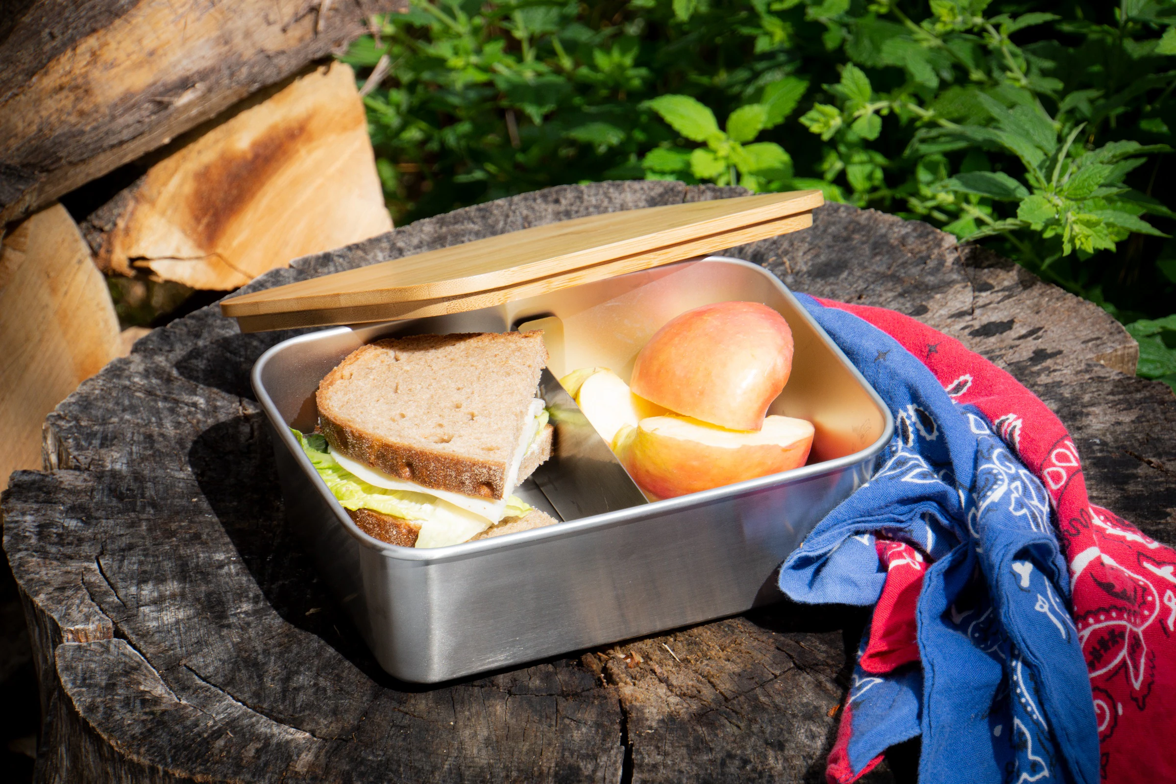 Echtwerk „Lunchbox“ mit Bambusdeckel 1500ml