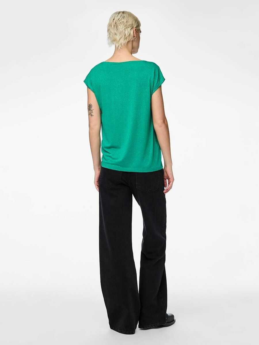 PEÇAS<br>Camiseta com efeito brilhante