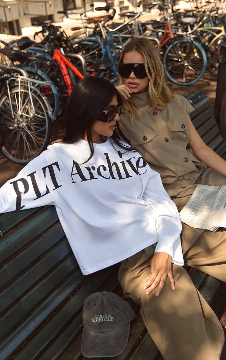 Blanc Haut À Manches Longues Oversize En Coton Avec Motif Graphique