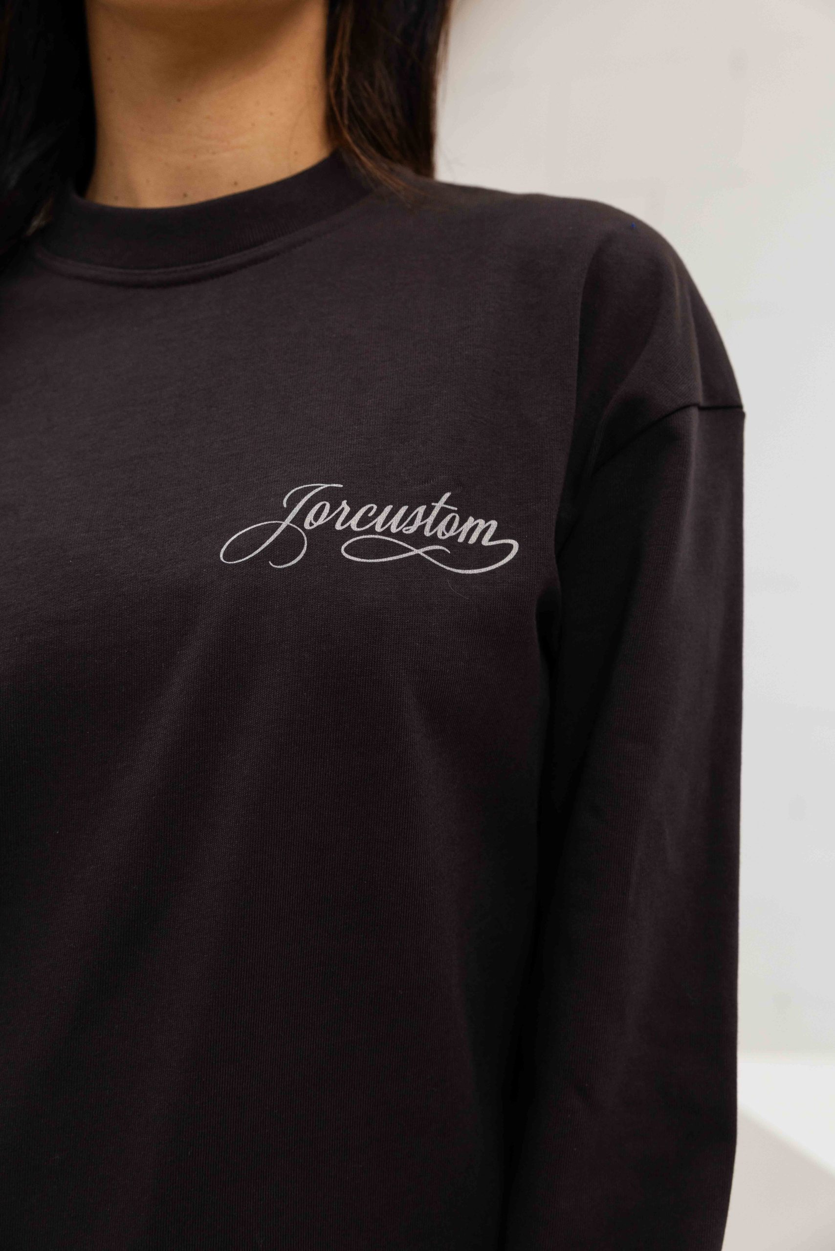 Jorcustom Handscript Longsleeve T-Shirt Dames Bruin