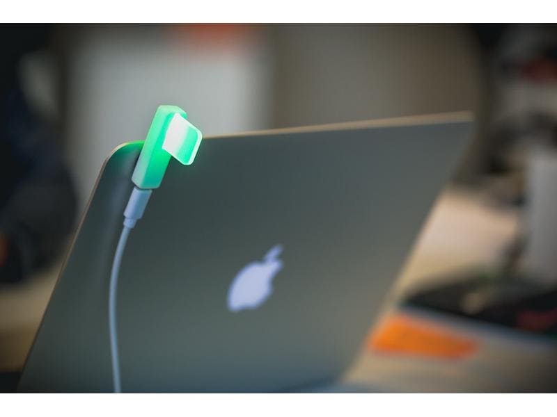 Luxafor Flag mit 1.5 m USB-A Kabel Luxafor Flag – USB-LED-Verfügbarkeitsanzeige zur Vermeidung von Ablenkungen
