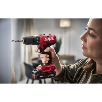 SKIL 20V accuklopboormachine 3021HB brushless (incl 2 accu's 2Ah   lader)