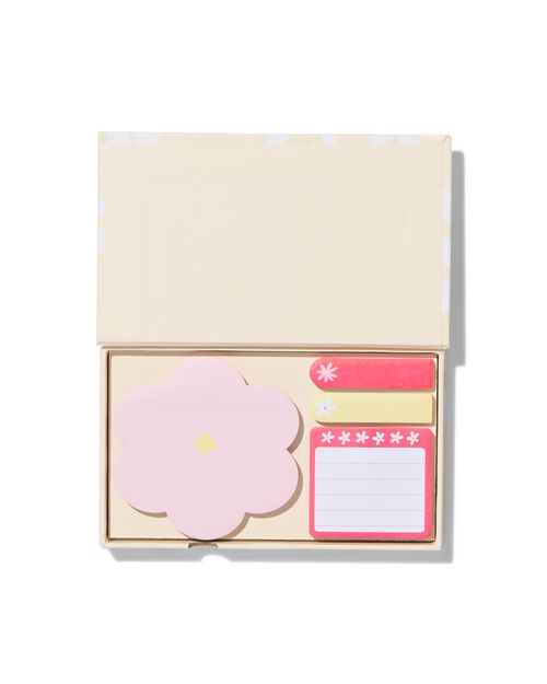 mémos autocollants dans un carnet fleur