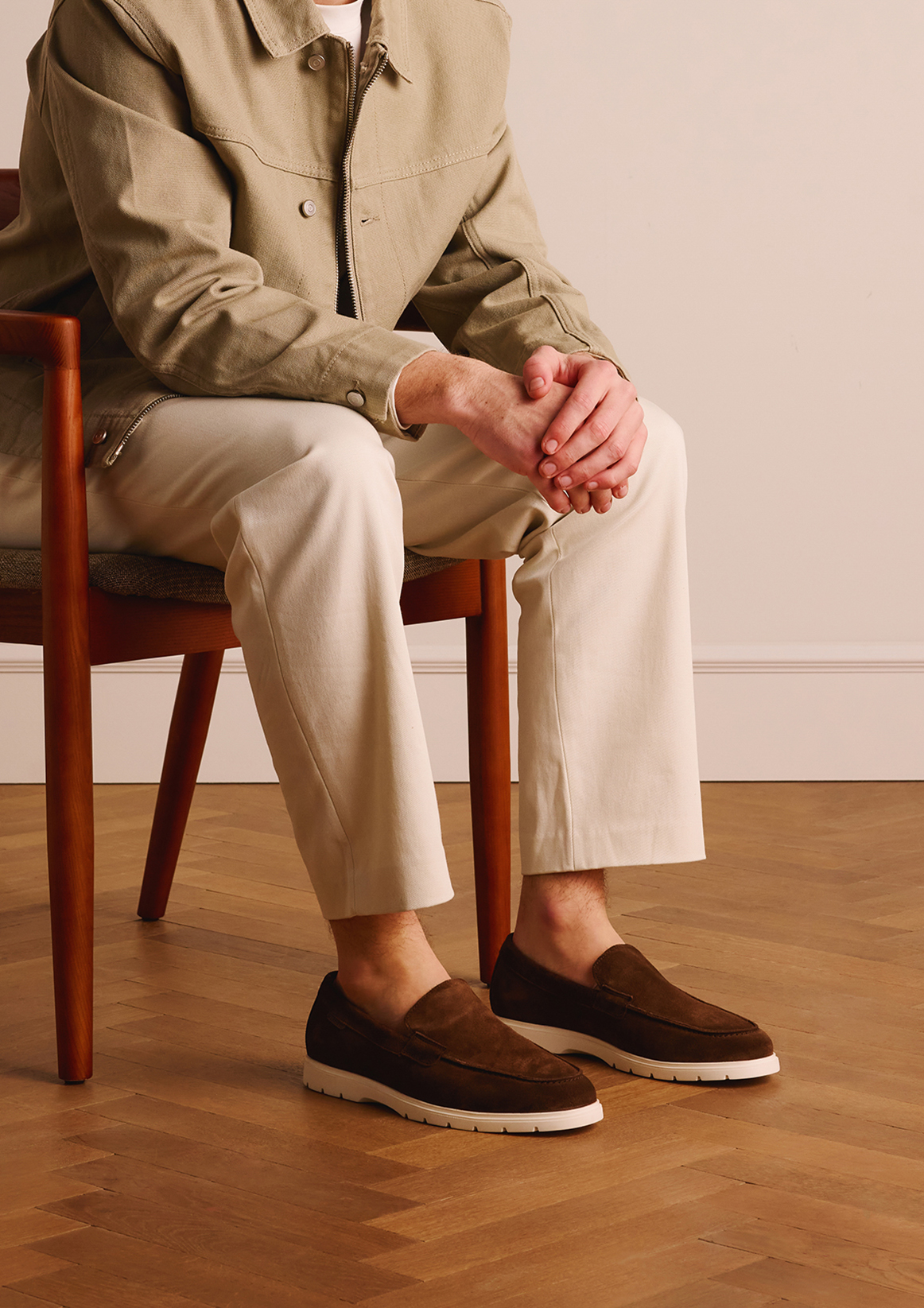 Bruine suède loafers
