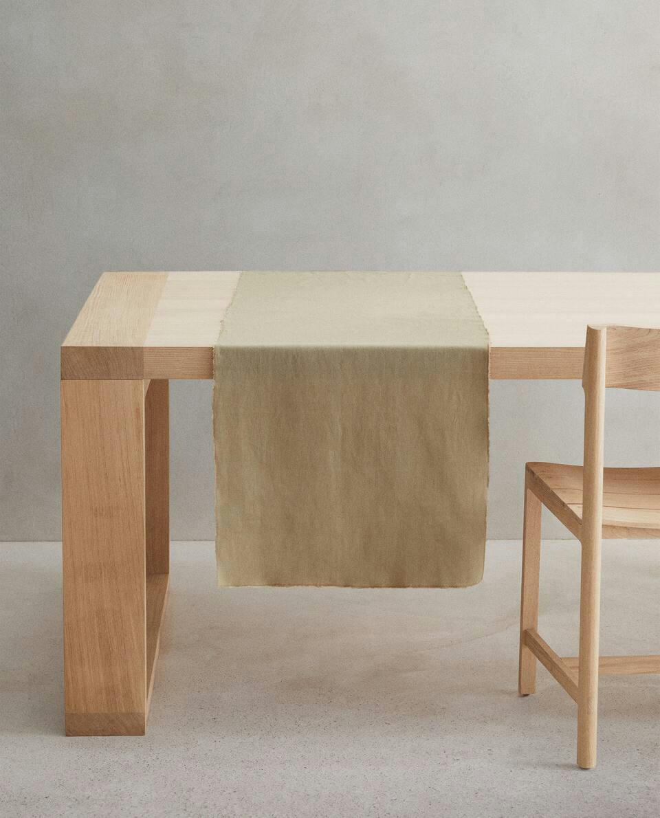 CAMINHO DE MESA 01
