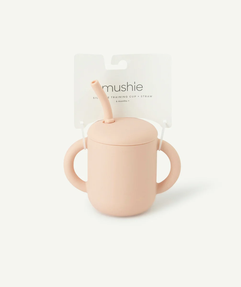 MUSHIETASSE D'APPRENTISSAGE EN SILICONE AVEC PAILLE COULEUR PÊCHE