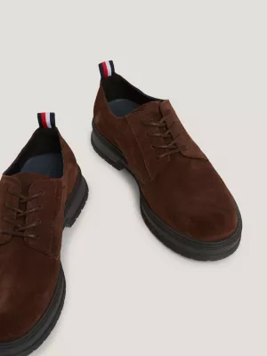 Sapatos Derby de camurça com cadarço