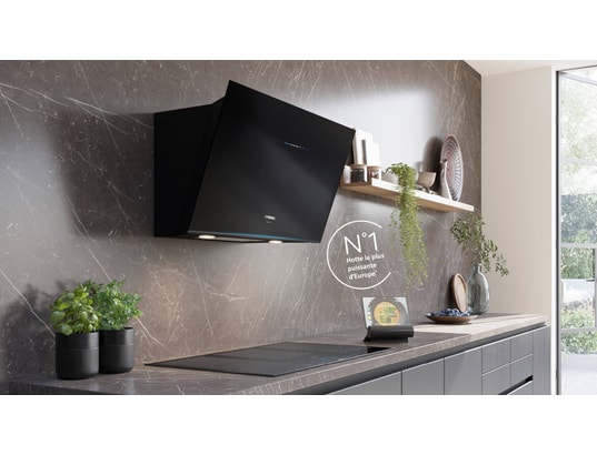 SIEMENS - Hotte decorative murale LC91KLT60, IQ700, 1007 m3/h, Finition verre