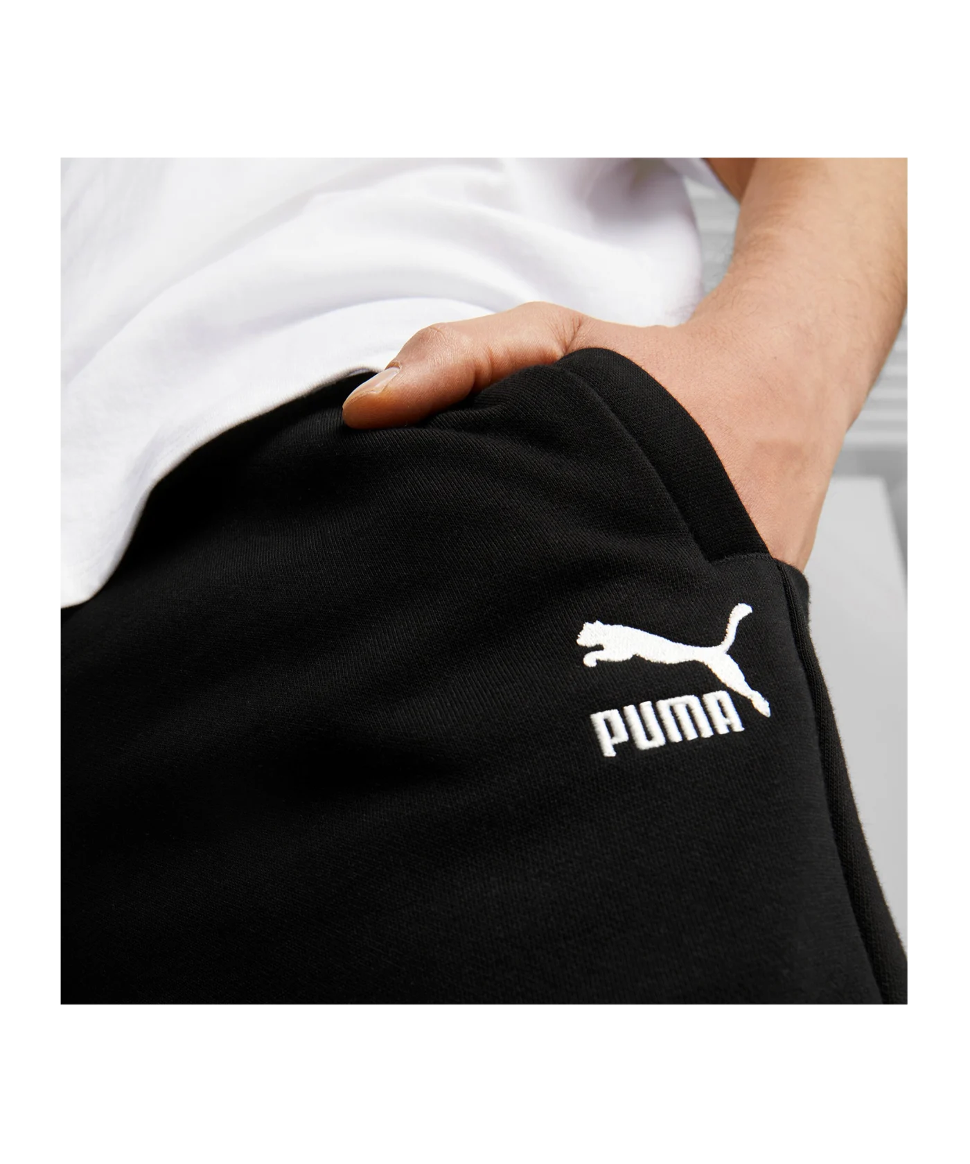 PUMA Classics Small Logo Jogginghose Schwarz F01