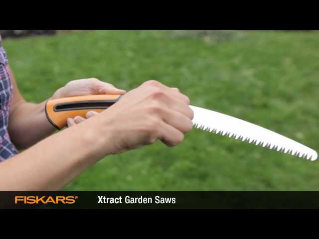Fiskars 1025437 X25 Kloofbijl XL inclusief gratis SW73 Handzaag